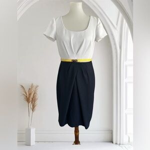 Jones New York White and Blue with yellow belt Pleated Midi Dress